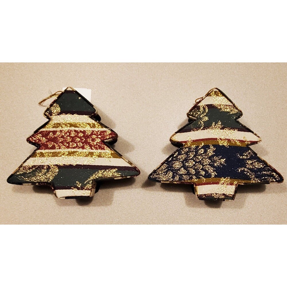 Vintage Christmas tree shaped 5 inch felt lined on bottom nwt